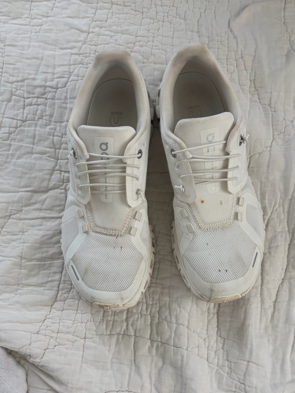 women’s on cloud size 8.5